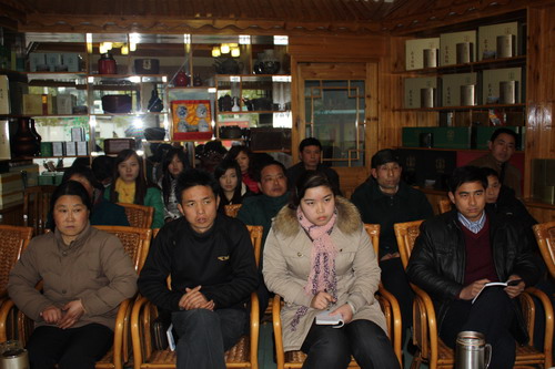 年度總結(jié)大會.jpg 年度總結(jié)大會.jpg